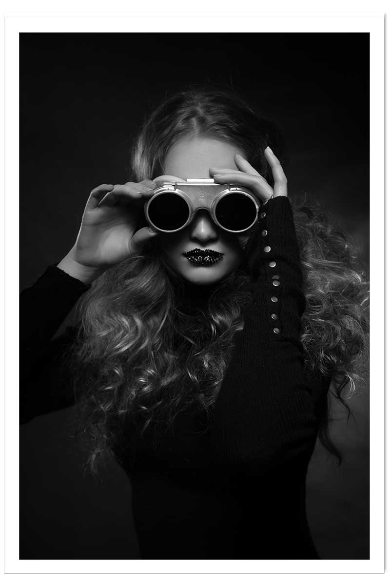 Affiche portrait de femme - Studio - Viki, HEXOA