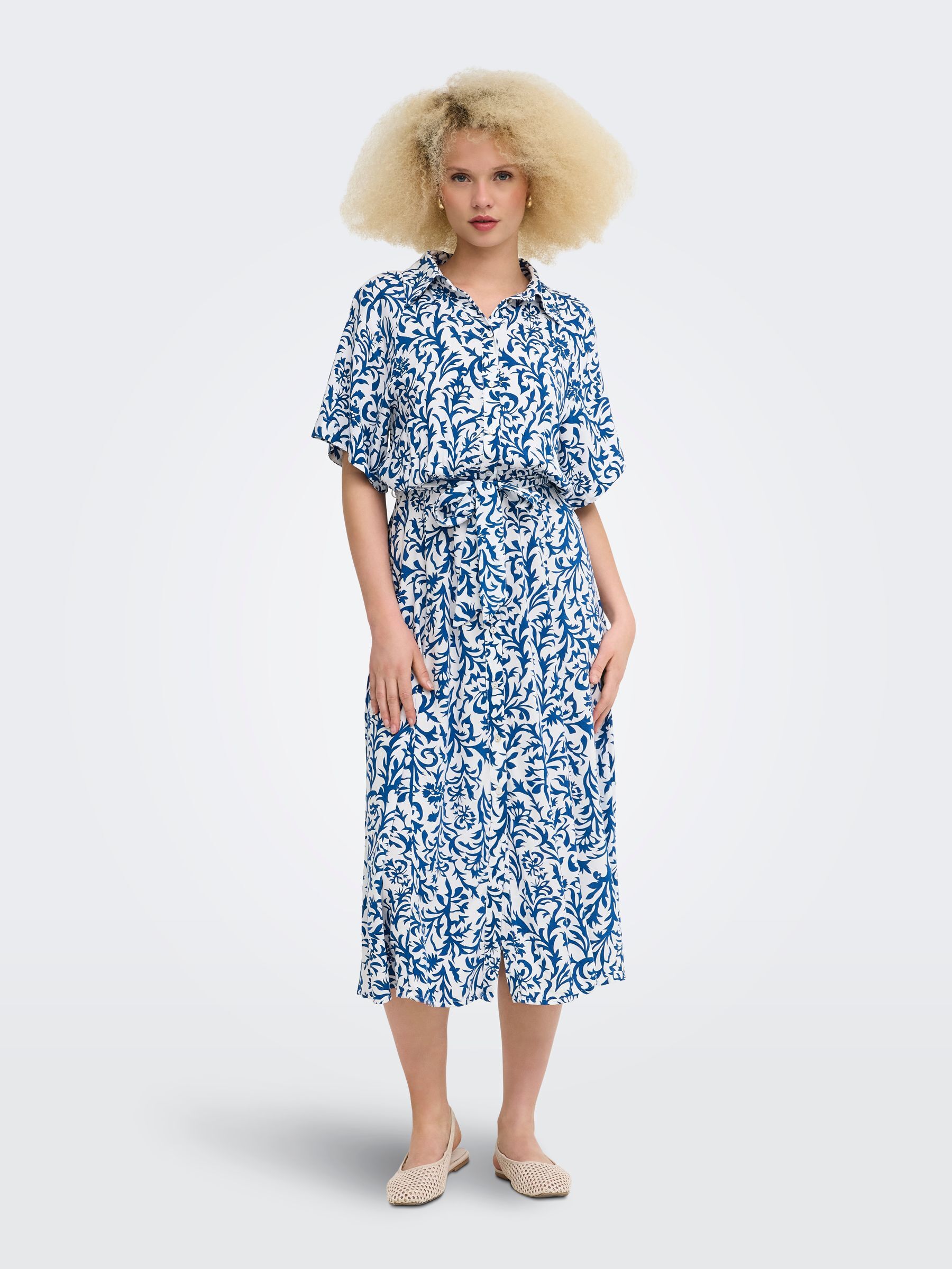 Robe, ONLY