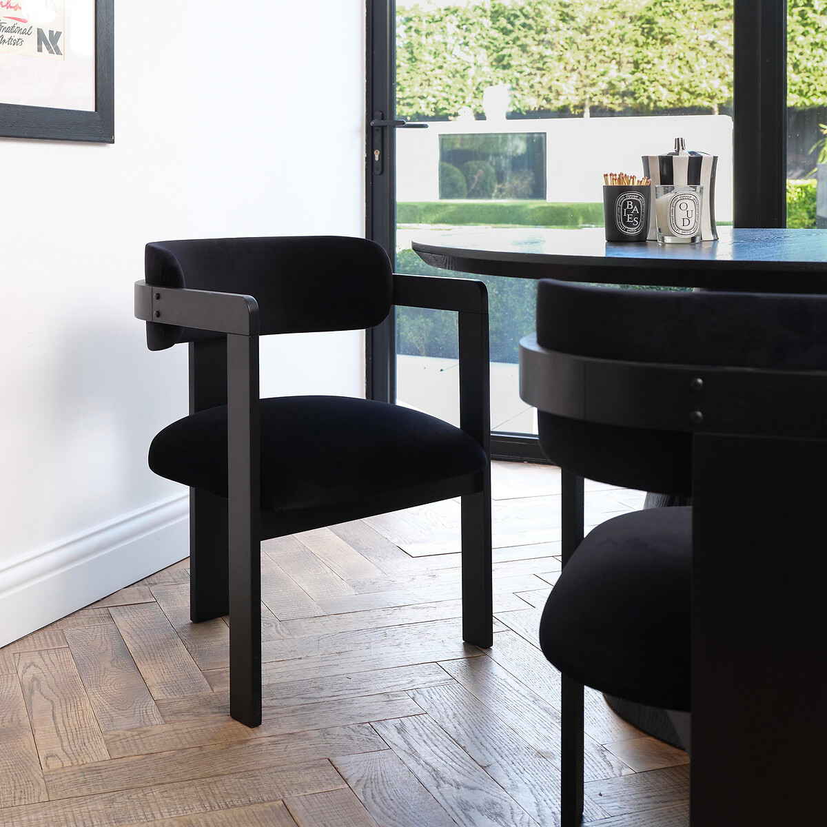 Mirabella Curved Velvet Dining Armchair, ÉDITÉ