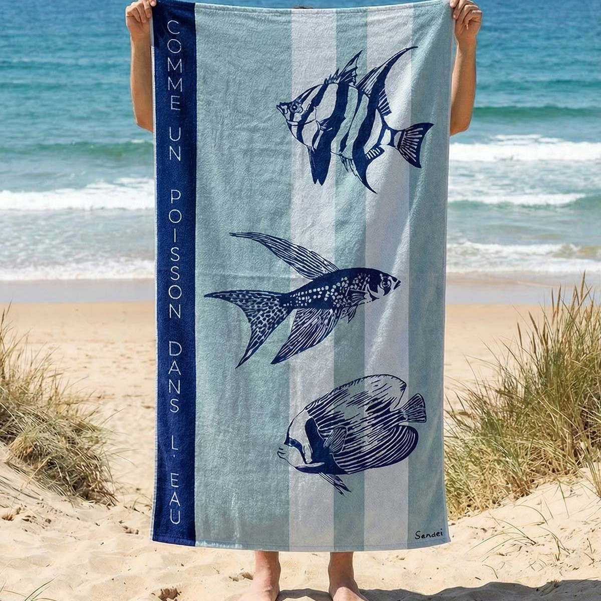 Serviette de plage velours 100x180 cm COMME 1 POISSON DANS L'EAU, SENSEI MAISON