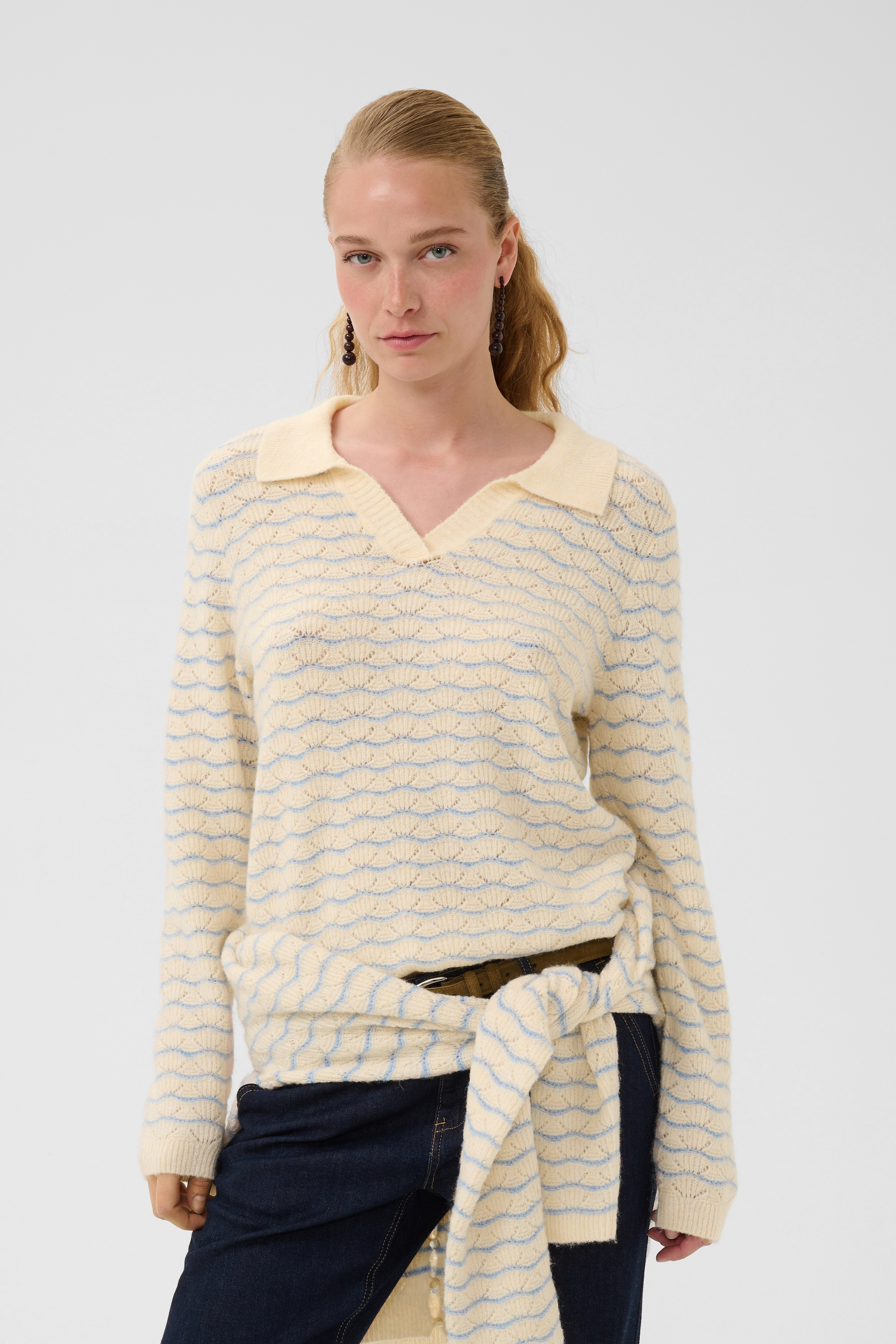 Pullover tricoté, CULTURE