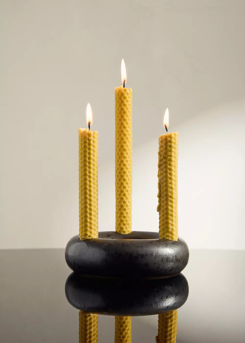Bougies décoratives en cire d'abeille, MANGO HOME