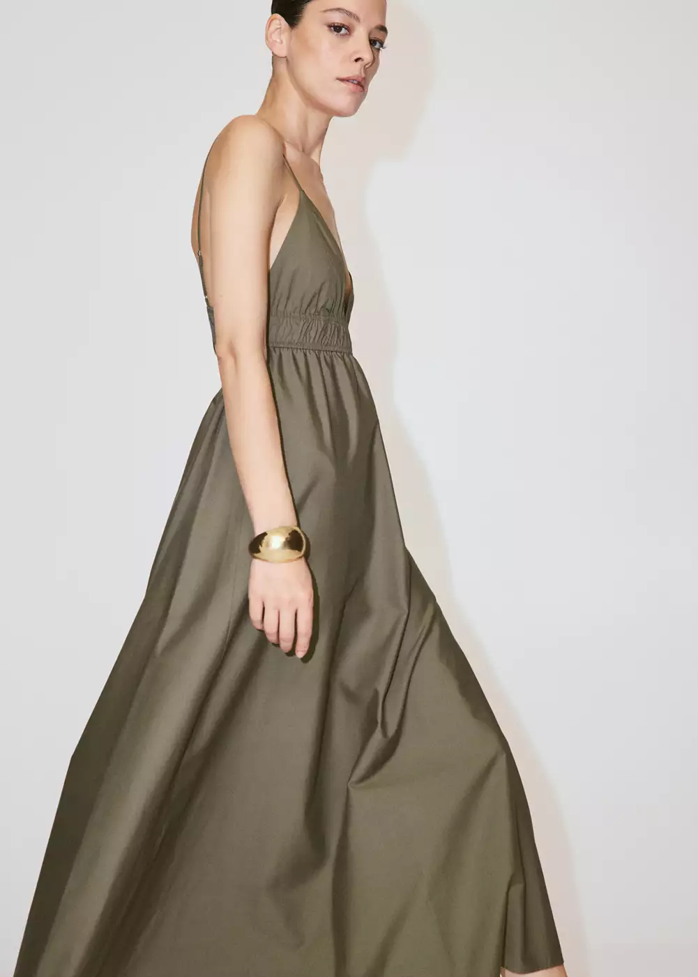 Robe en lyocell à décolleté en V froncé, MANGO
