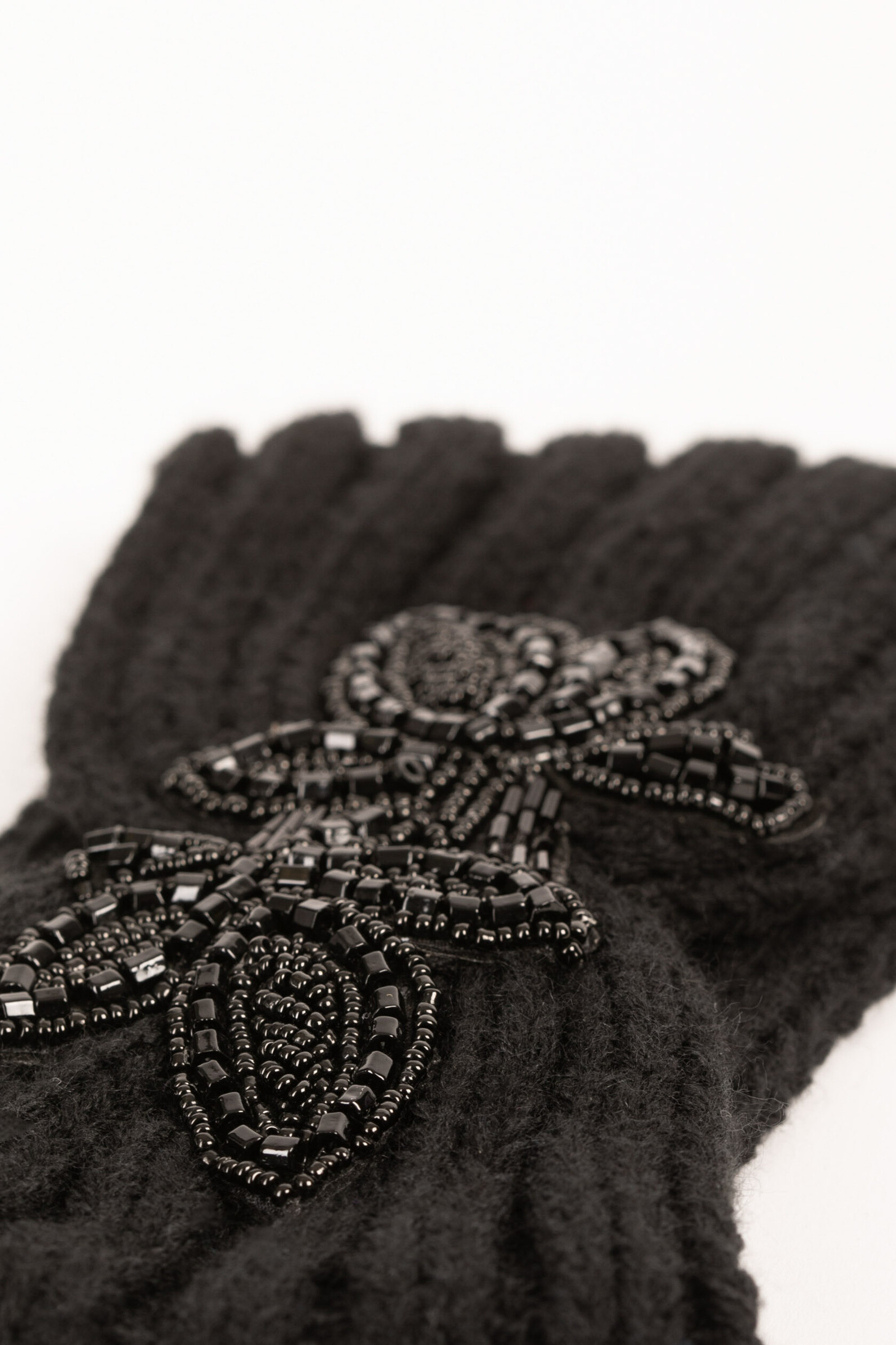 Bandeau avec détail en perles, MORGAN