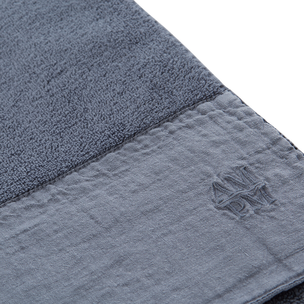 Product photograph of Helmae Large Organic Cotton Bath Towel from La Redoute UK