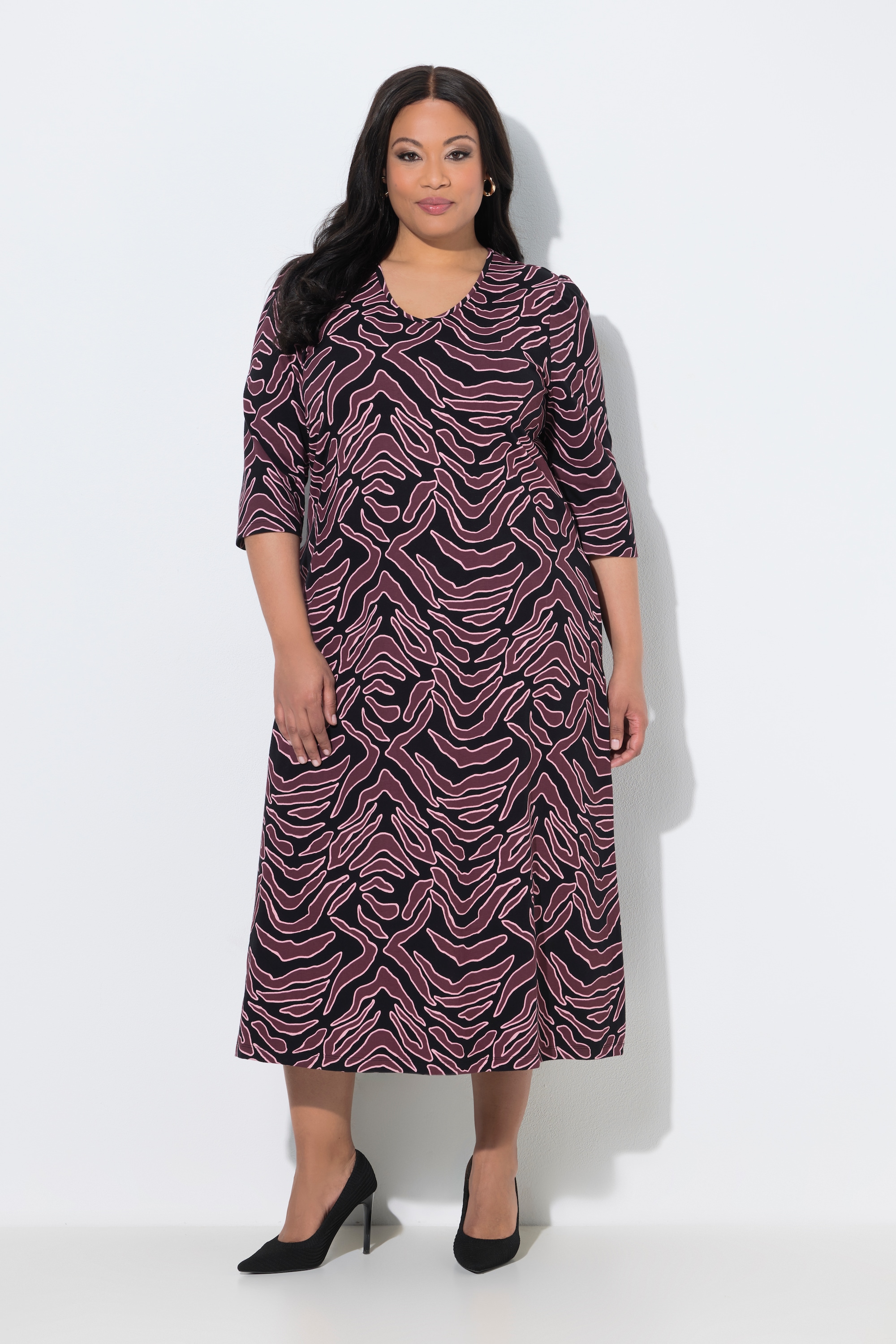 Robe longue, imprimé graphique, col en V, ULLA POPKEN