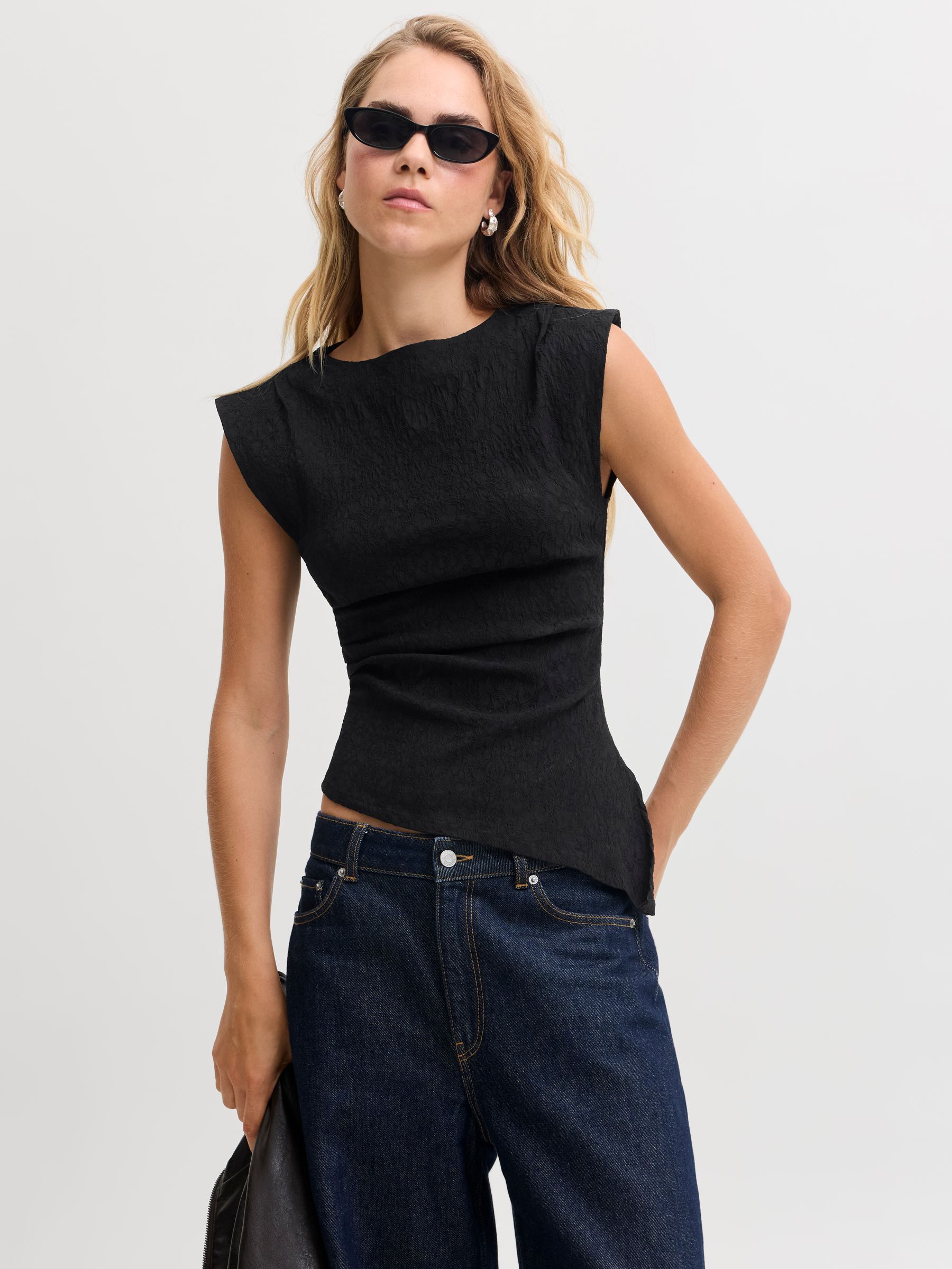 Top Asymétrique, JJXX