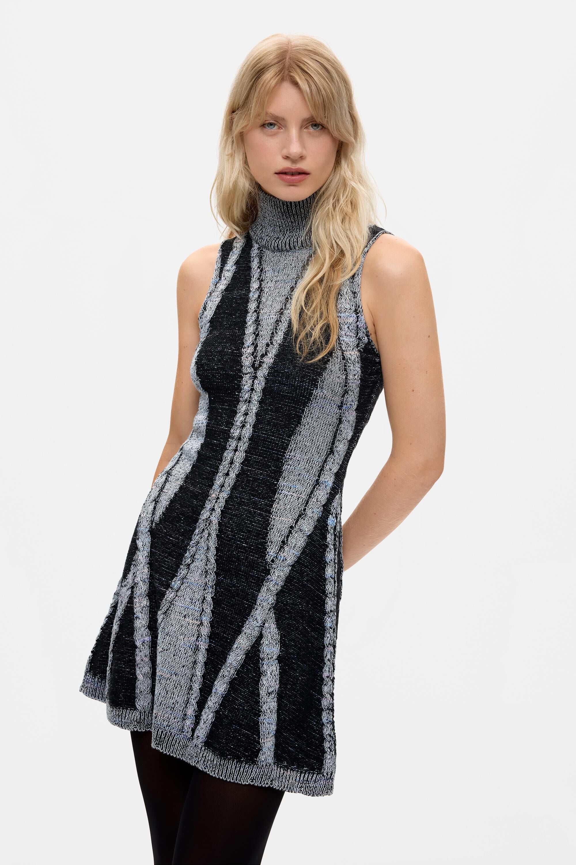 Robe à col montant en maille, DESIGUAL