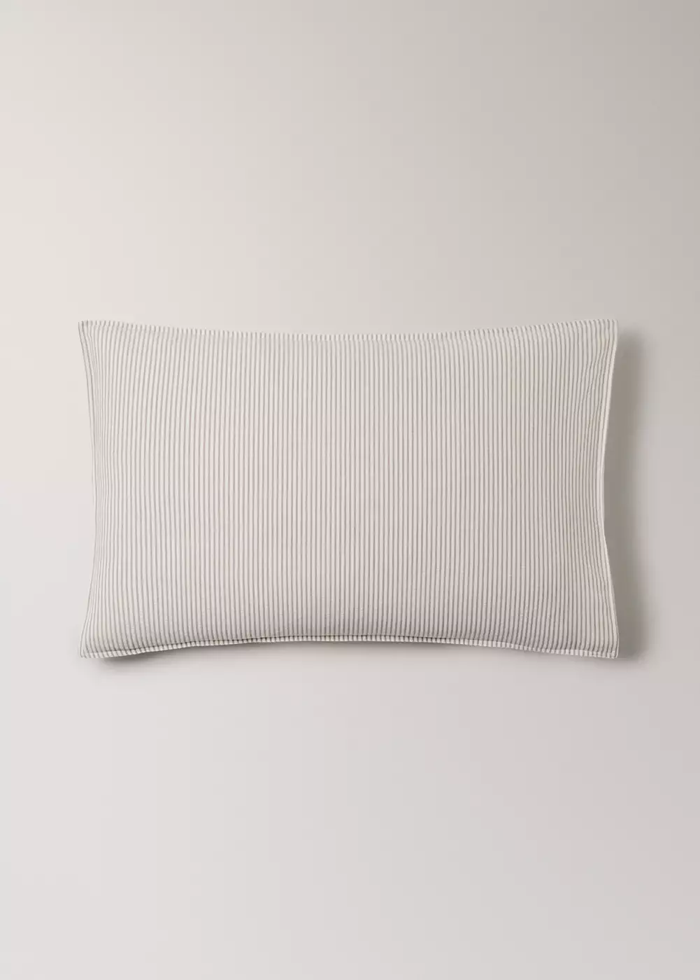 Deux taies d'oreiller coton seersucker à rayures fines 50x75 cm, MANGO HOME