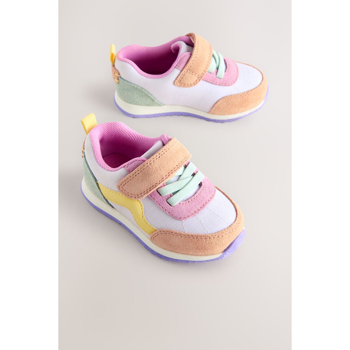 Baskets premiers pas, NEXT