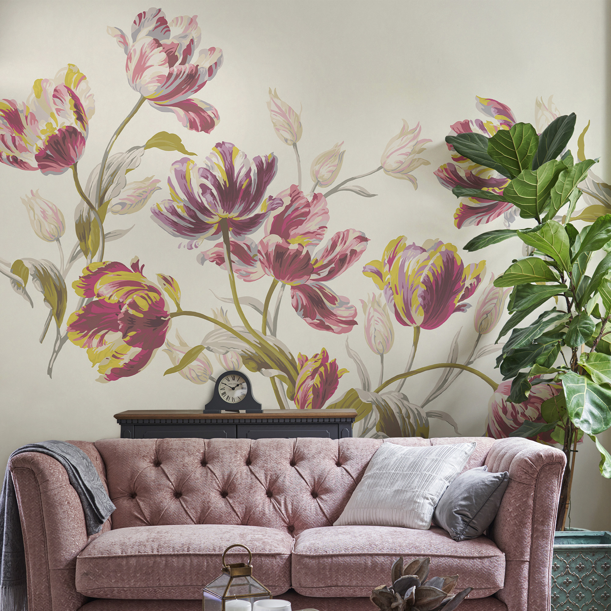 Papier peint panoramique fleuri Tulipes Gosford, LAURA ASHLEY