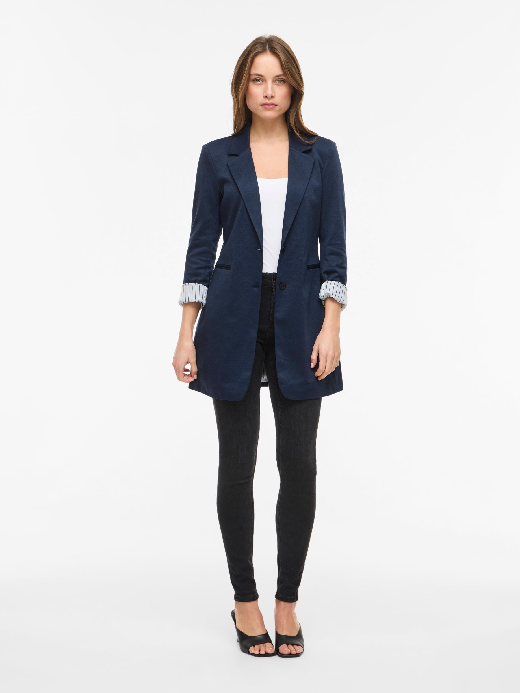 Blazer, VILA
