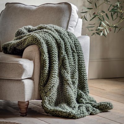 Cable Knit Diamond Throw SO'HOME