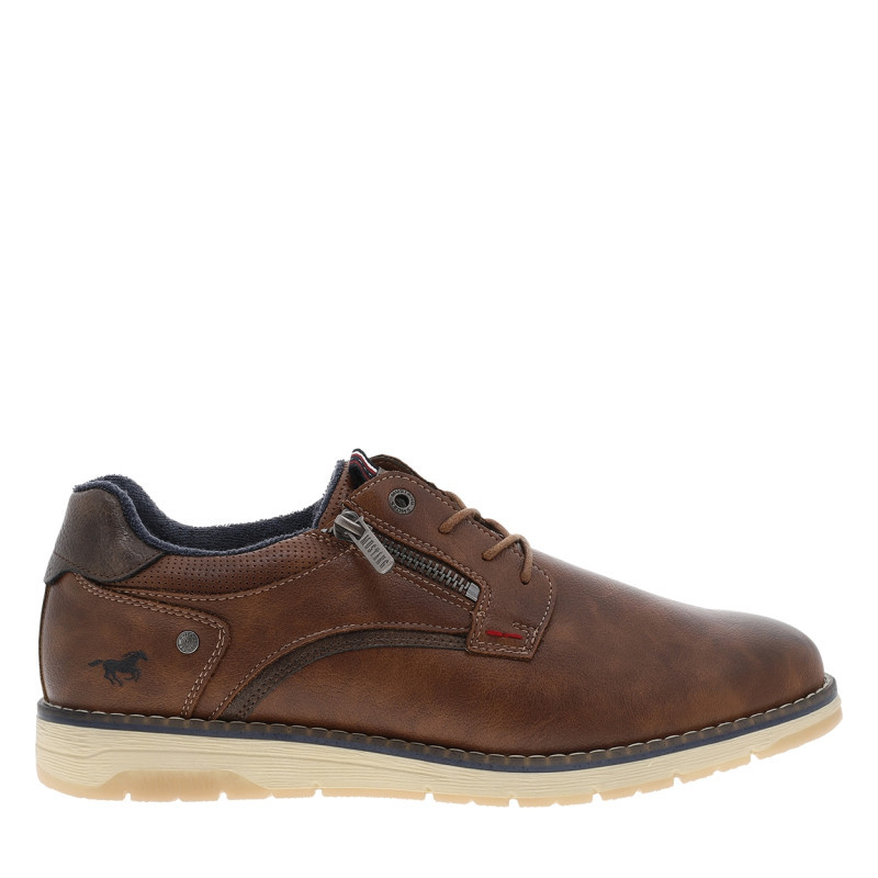 Derbies brunes avec un talon plat munies de lacets ronds et d'un zip latéral, MUSTANG