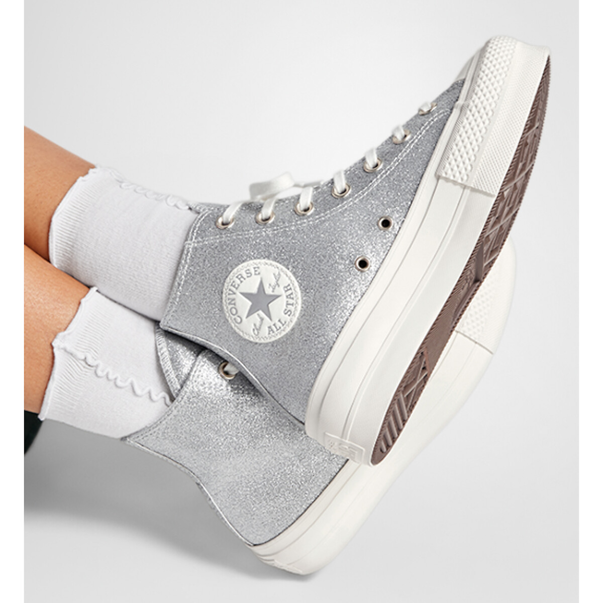 Silver converse high 2025 tops womens