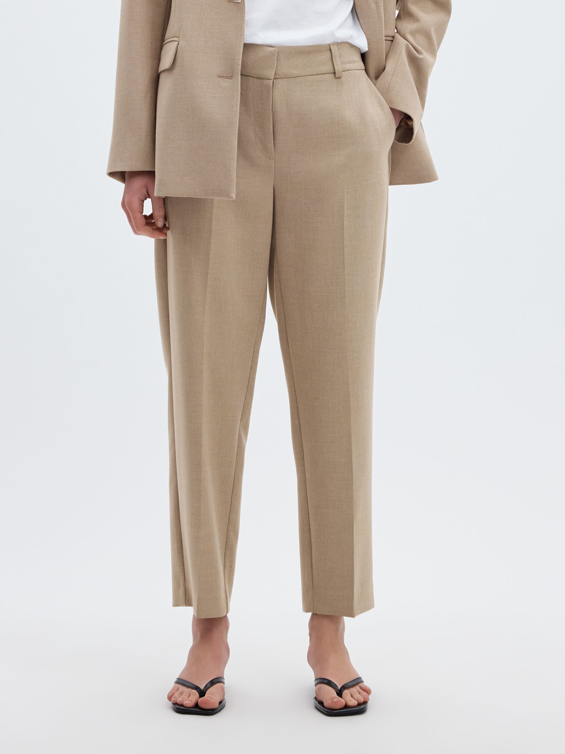 Pantalon, SELECTED