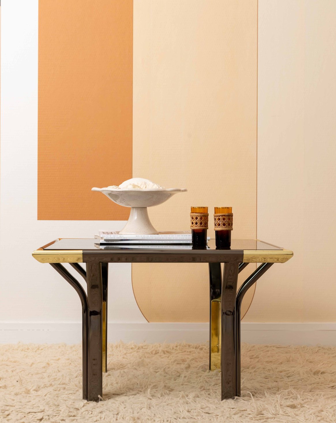 Table basse en verre fumé et laiton Donna N°1583 - Bon état, DEBONGOUT