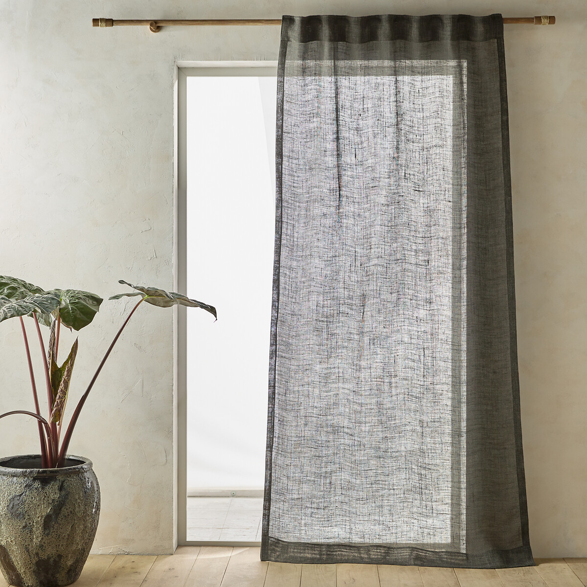 Gaby 100% Linen Curtain