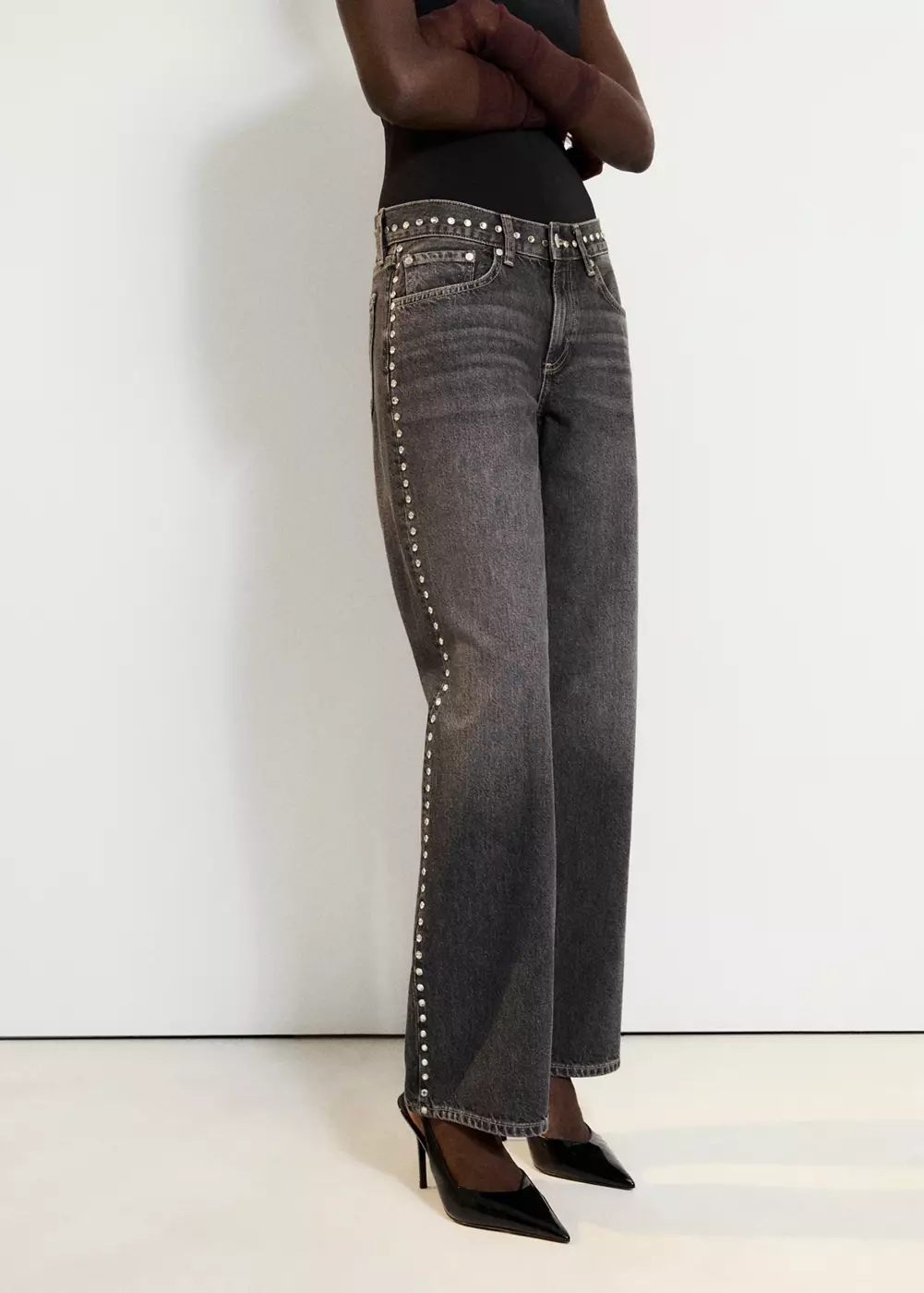 Jean droit clouté, MANGO