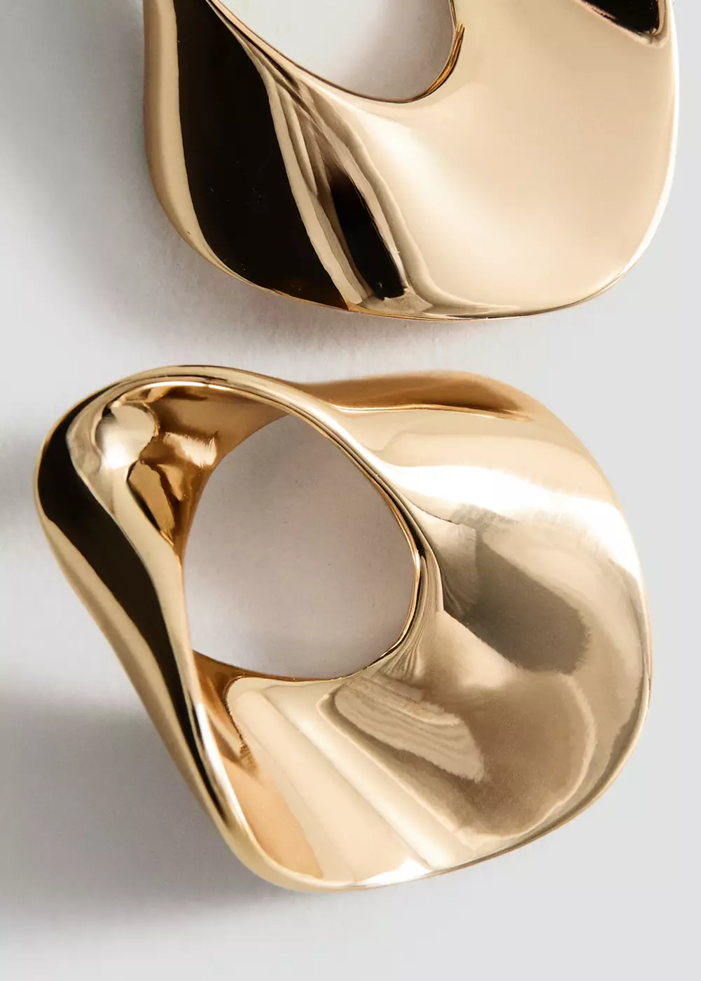 Boucles d'oreilles motif relief, MANGO