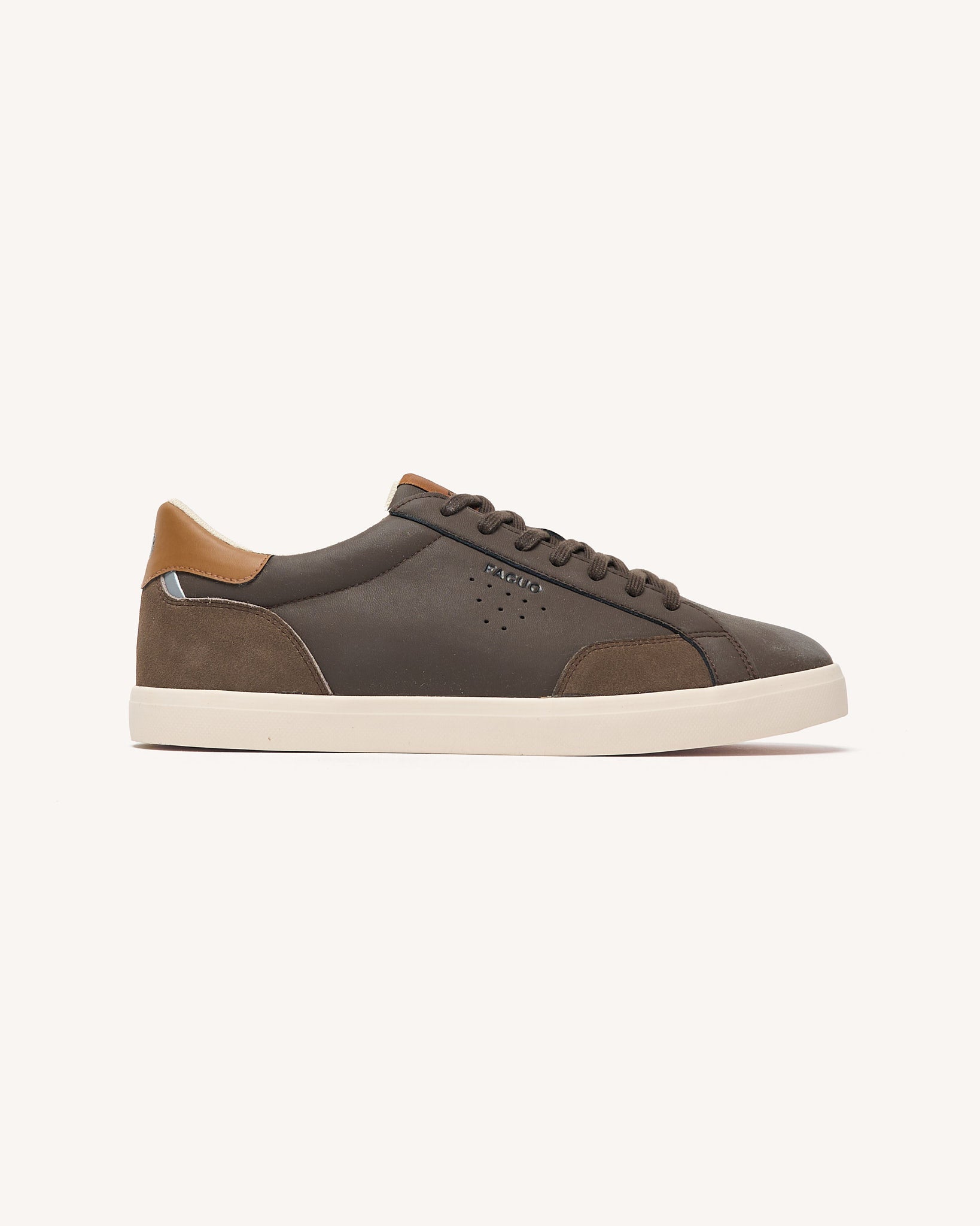 Tennis basses, FAGUO