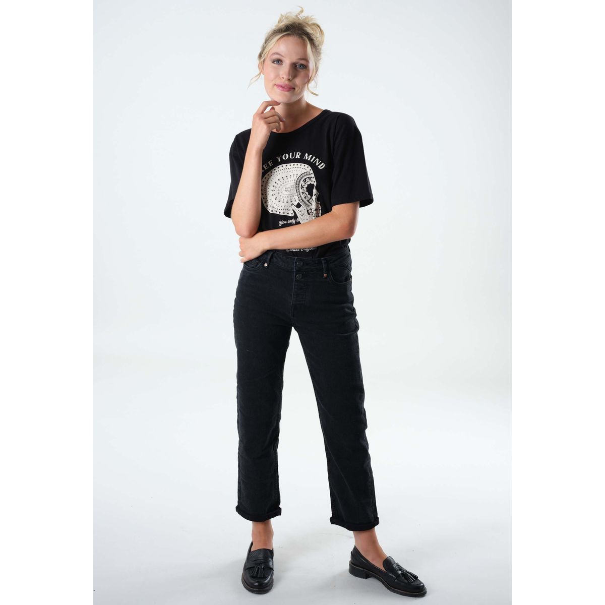 Jean deeluxe on sale
