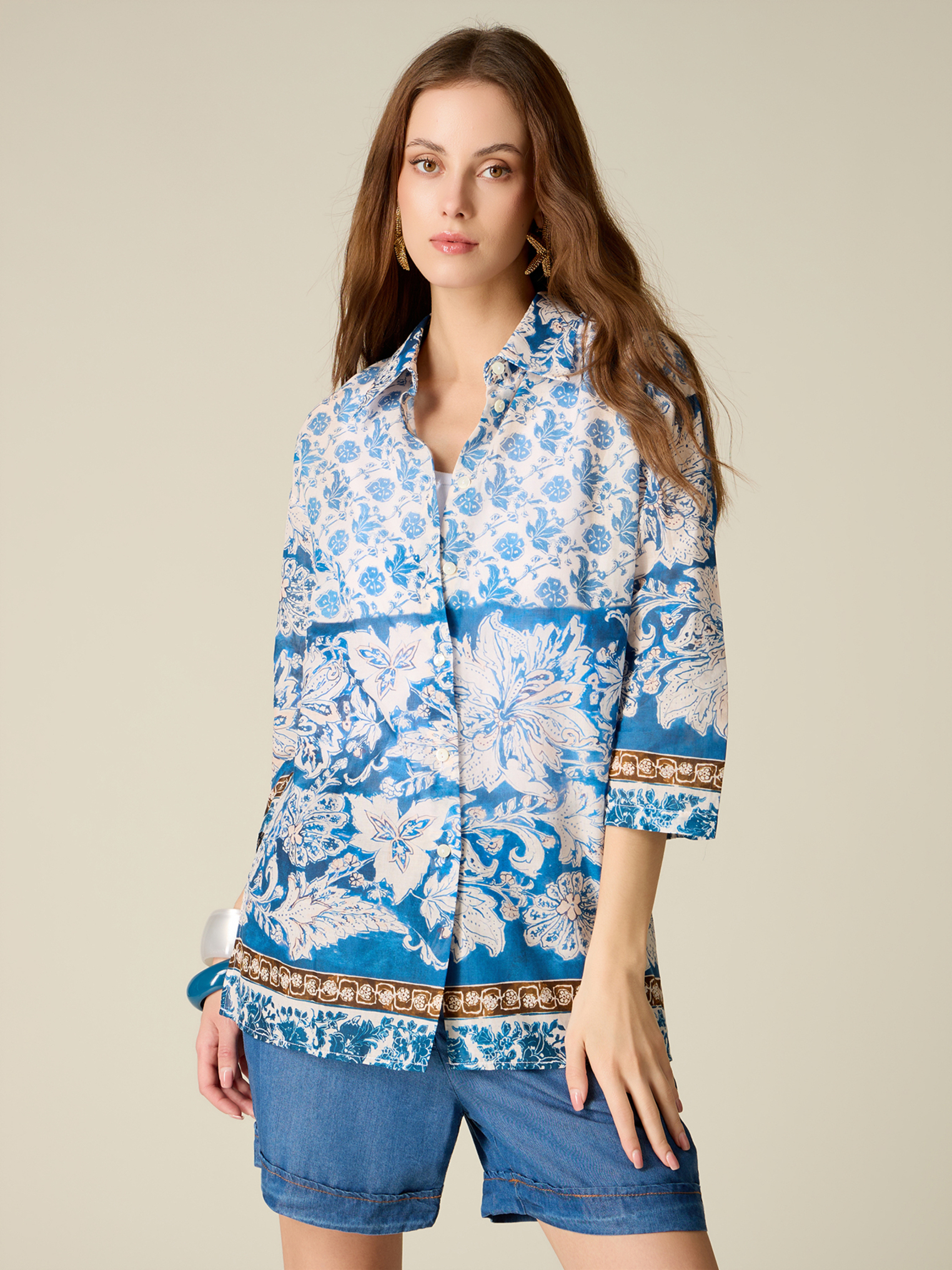 Chemise fantaisie, OLTRE