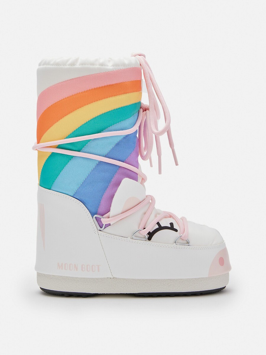 Rainbow moon boots hotsell