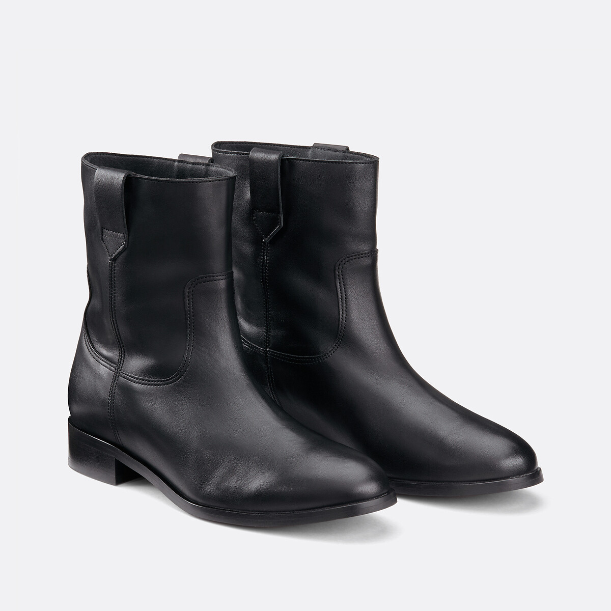 Boots en cuir à talon plat esprit western