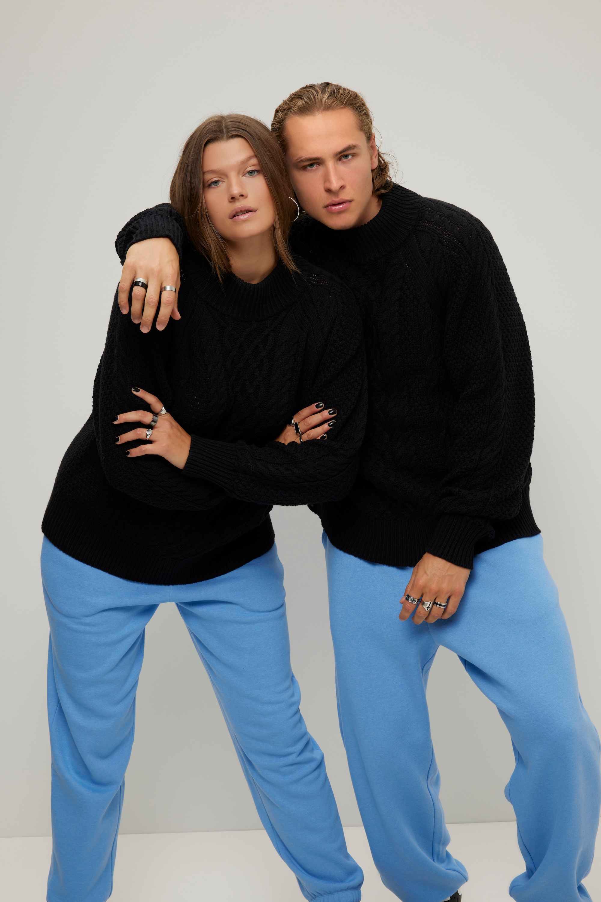Pull oversize à col roulé et manches longues, STUDIO UNTOLD