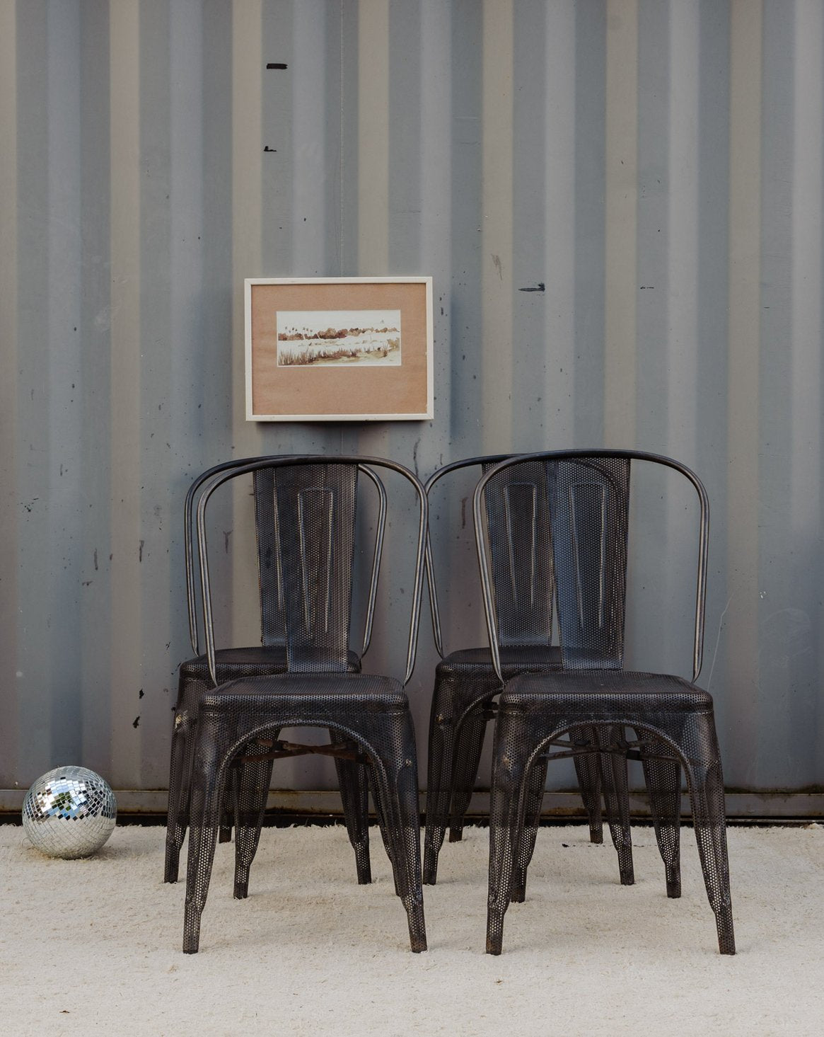 Lot de 4 chaises en acier gris Alma N°1511 - Bon état, DEBONGOUT