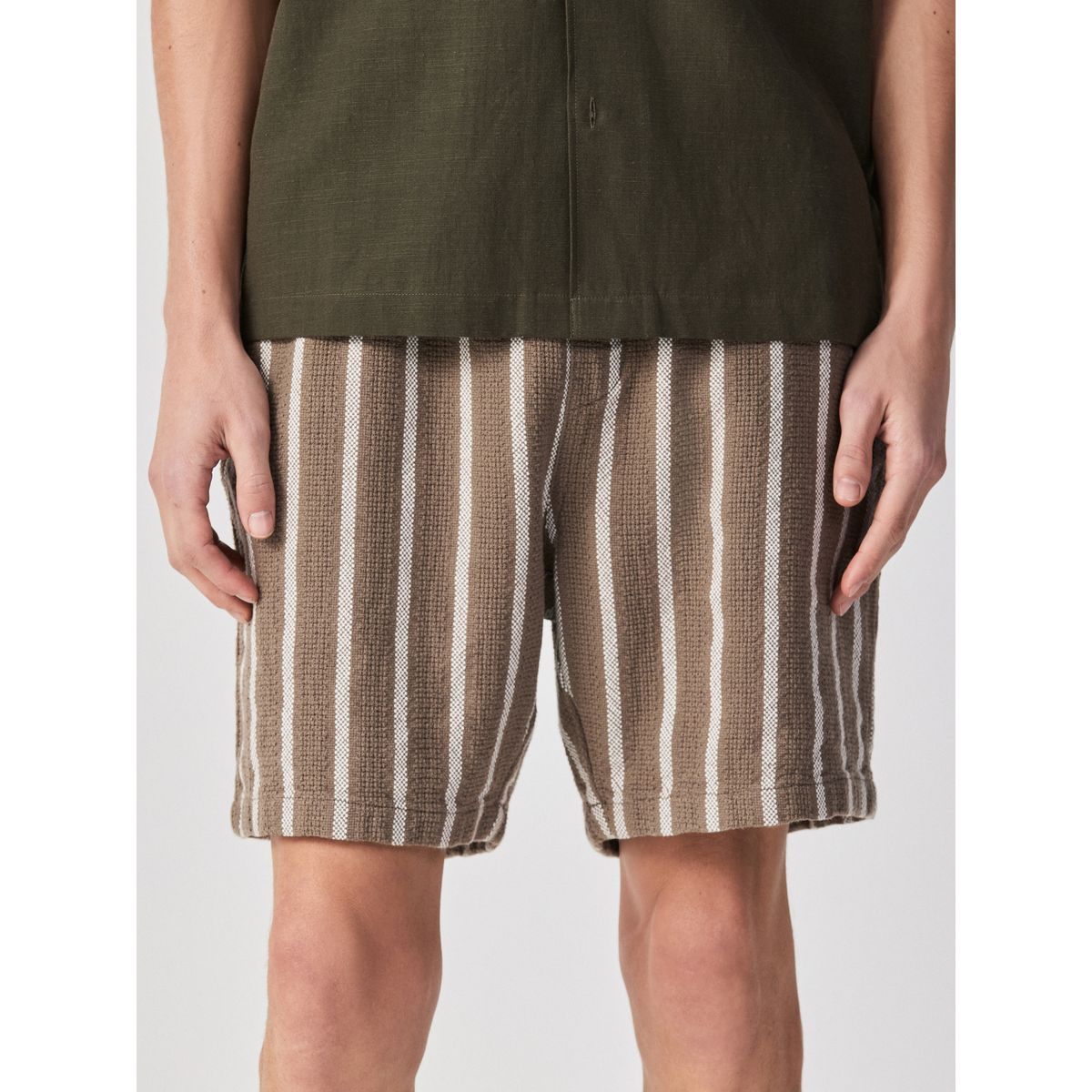 Short à rayures texturées et cordon, NEXT