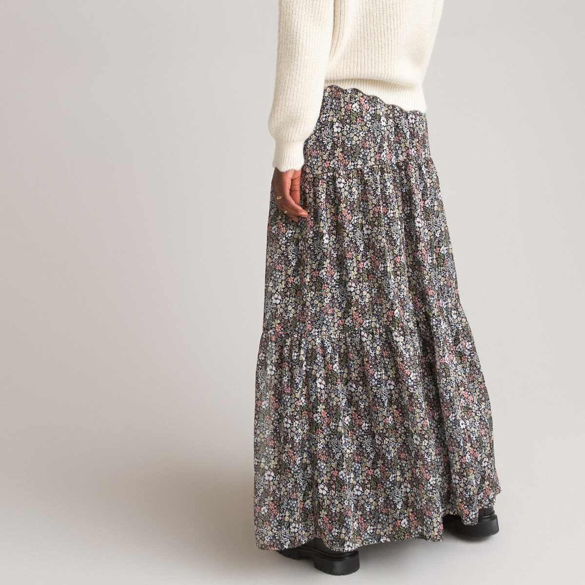 Ruffled Maxi Skirt in Paisley Print