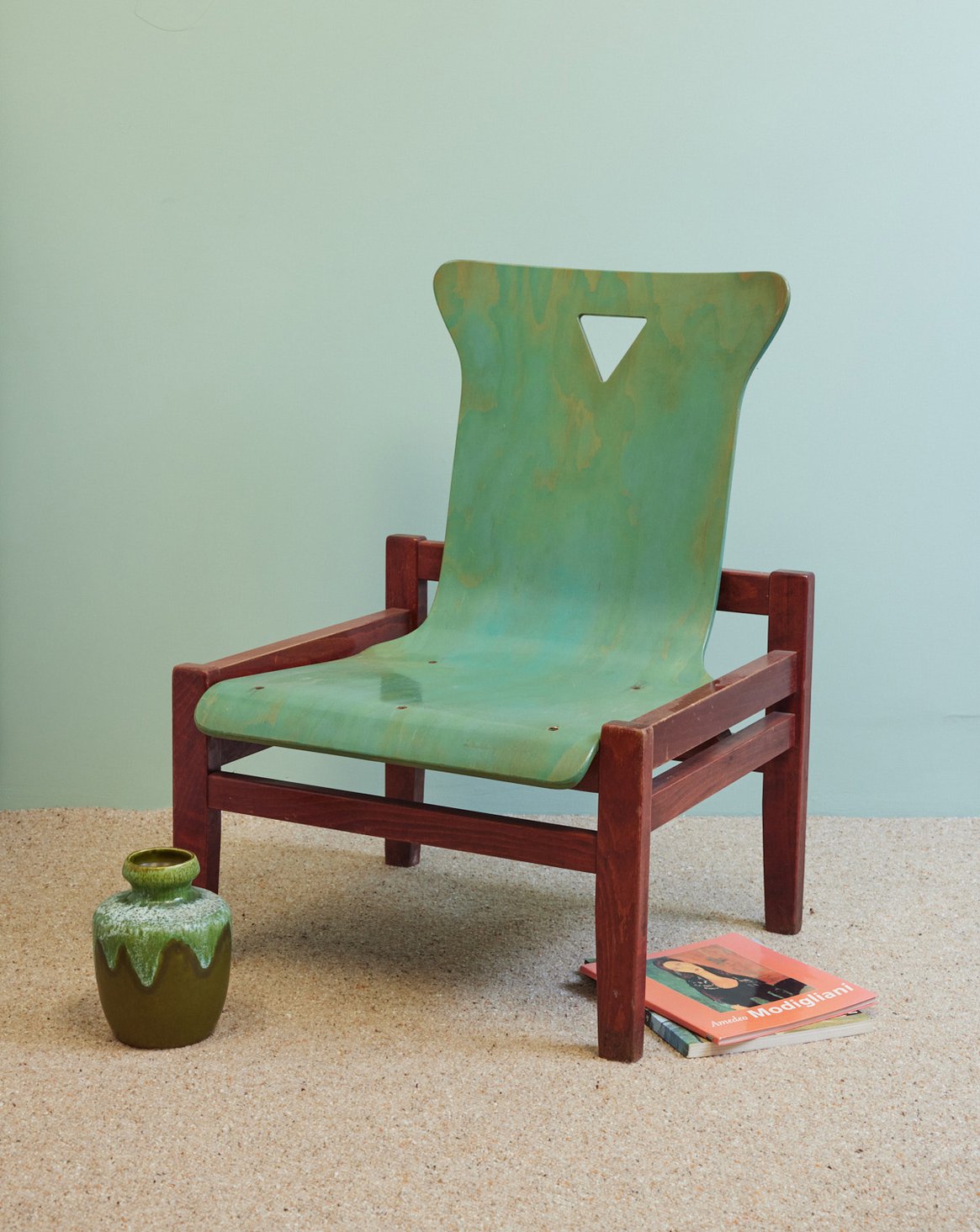 Paire de deux chaises en bois design Alma N°2024 - Bon état, DEBONGOUT