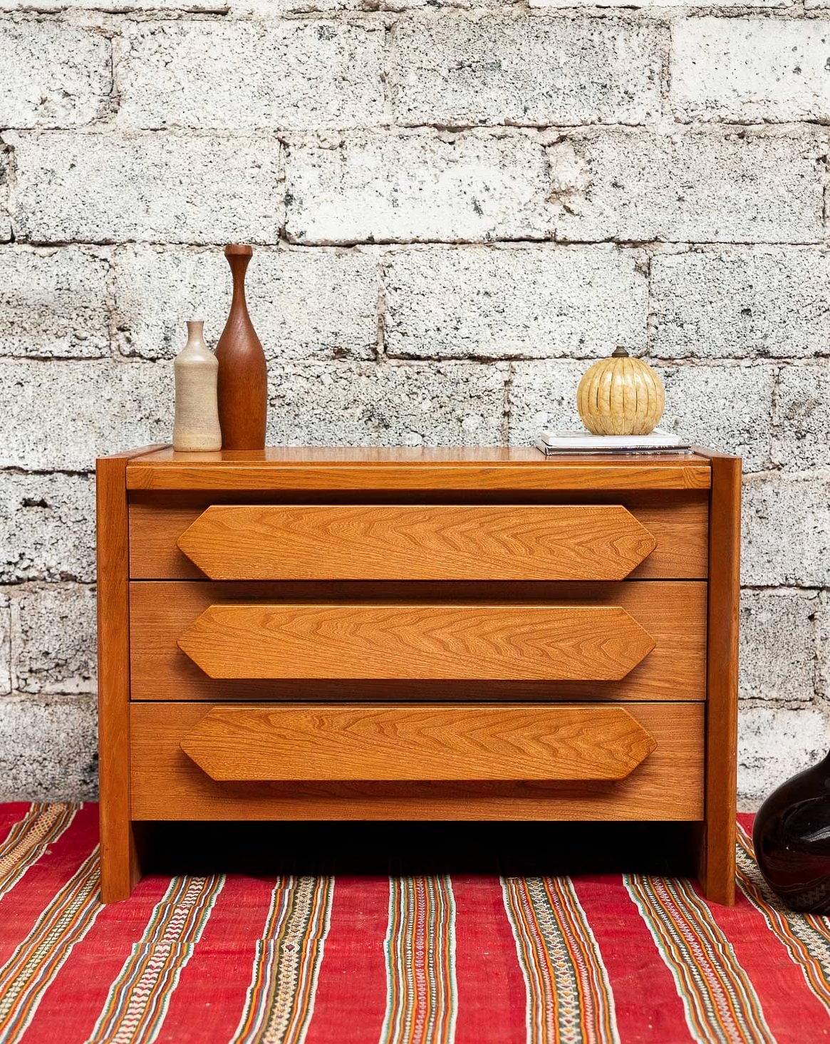 Commode en bois massif Olga N°710 - Bon état, DEBONGOUT