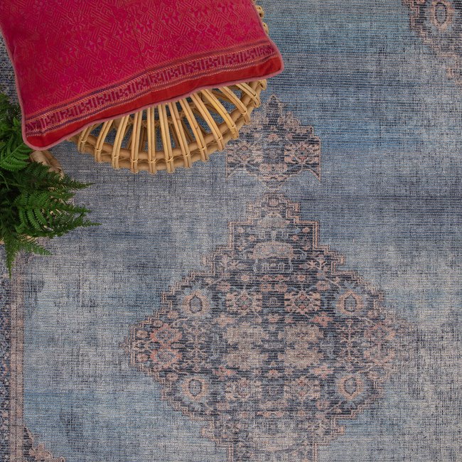 Traditional Vintage Style Flatweave Rug, blue, SO'HOME