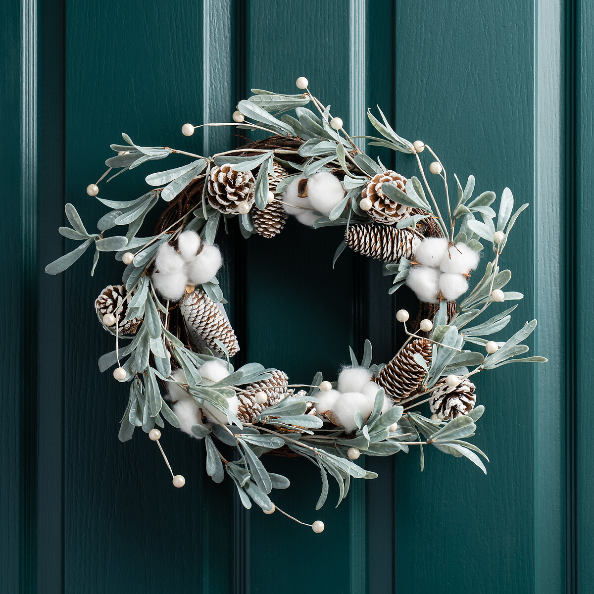 45cm Cotton Ball and Mistletoe Wreath, SO'HOME
