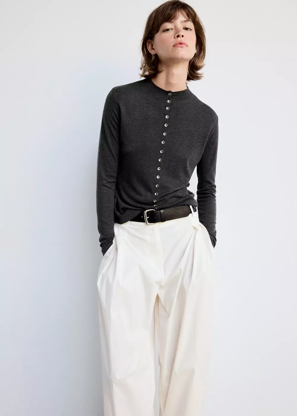 Cardigan en maille fine avec boutons métalliques, MANGO