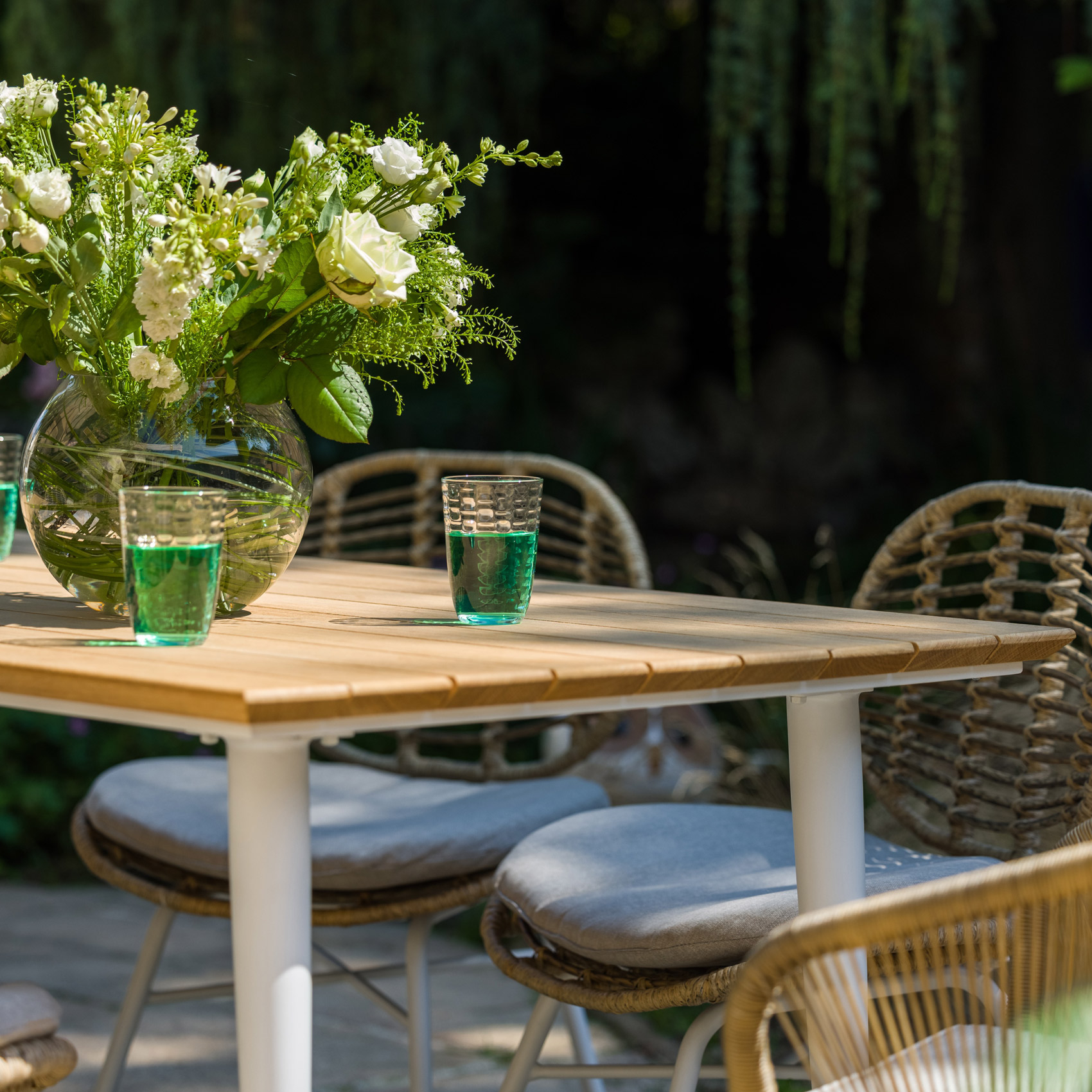 Table rectangulaire en acier et teck, HOME MAISON