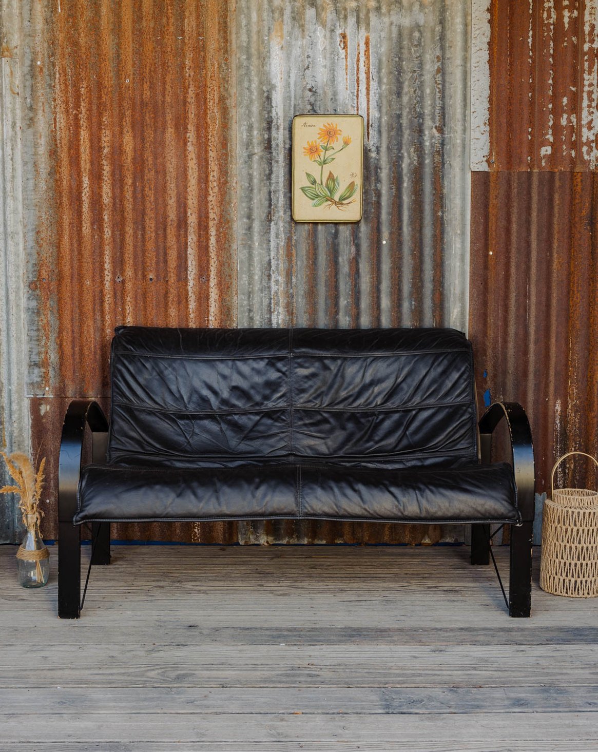 Canapé en bois et cuir noir Jacques N°147 - Bon état, DEBONGOUT
