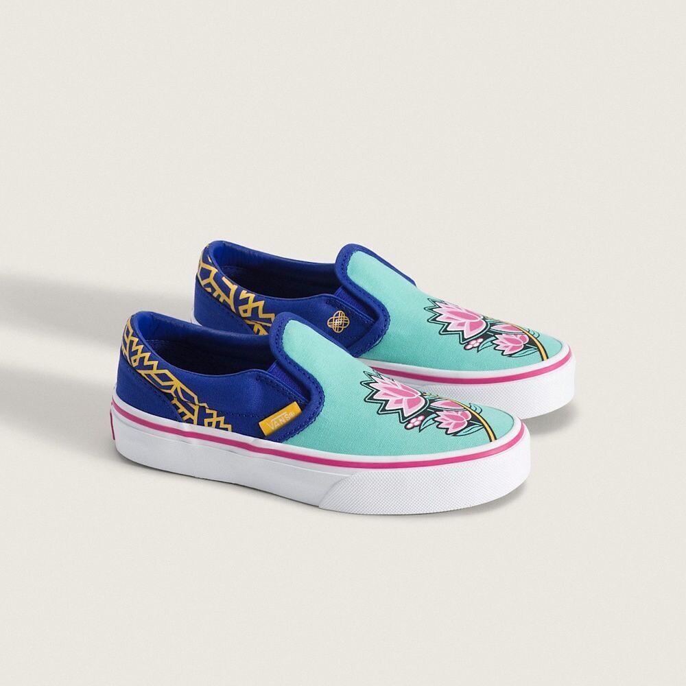 Slip on Classic x Kpop Demon Hunters, VANS