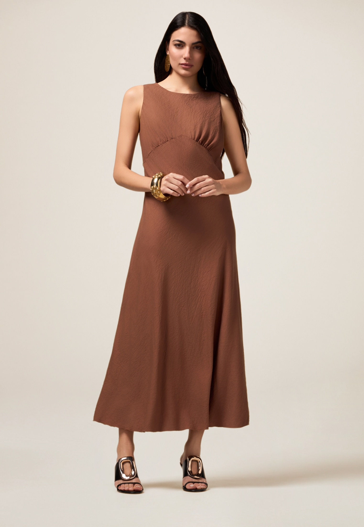 Robe longue fluide avec drapé, OLTRE
