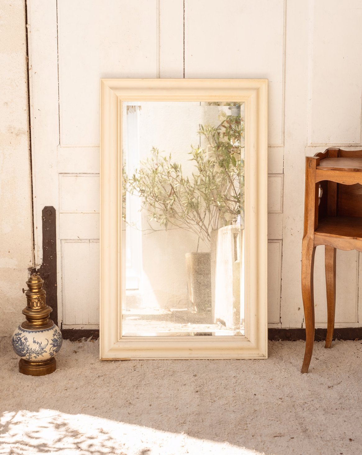 Miroir en bois beige Georges N°1350 - Bon état, DEBONGOUT