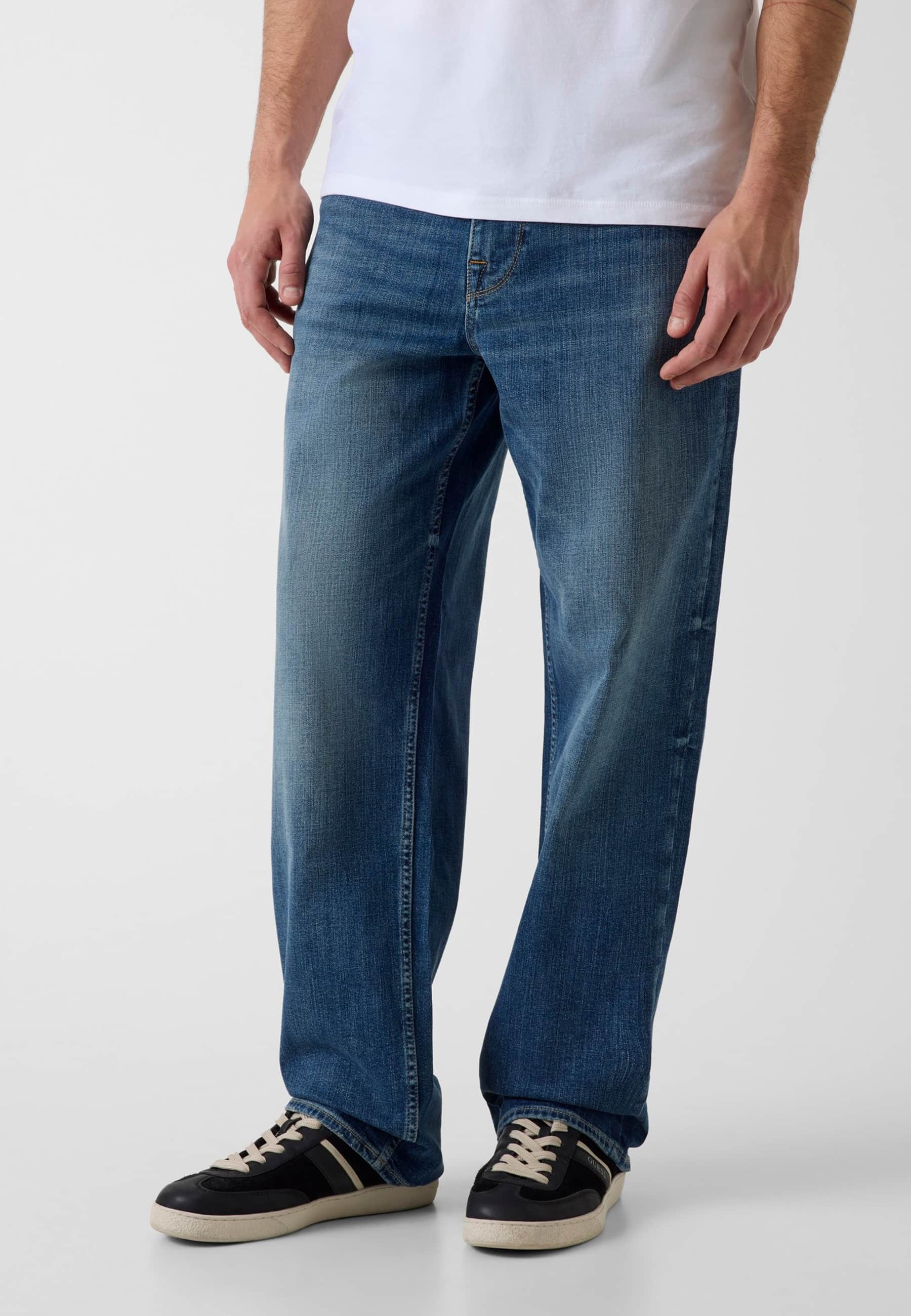 Jett Relaxed Jeans, GUESS