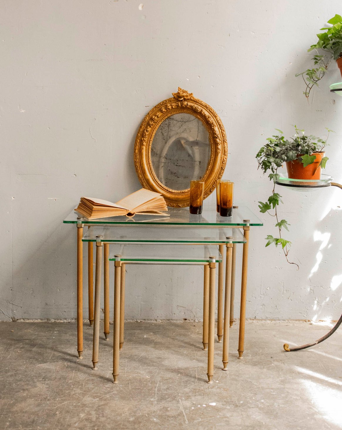 Table gigogne au plateau de verre Barbara N°150 - Bon état, DEBONGOUT