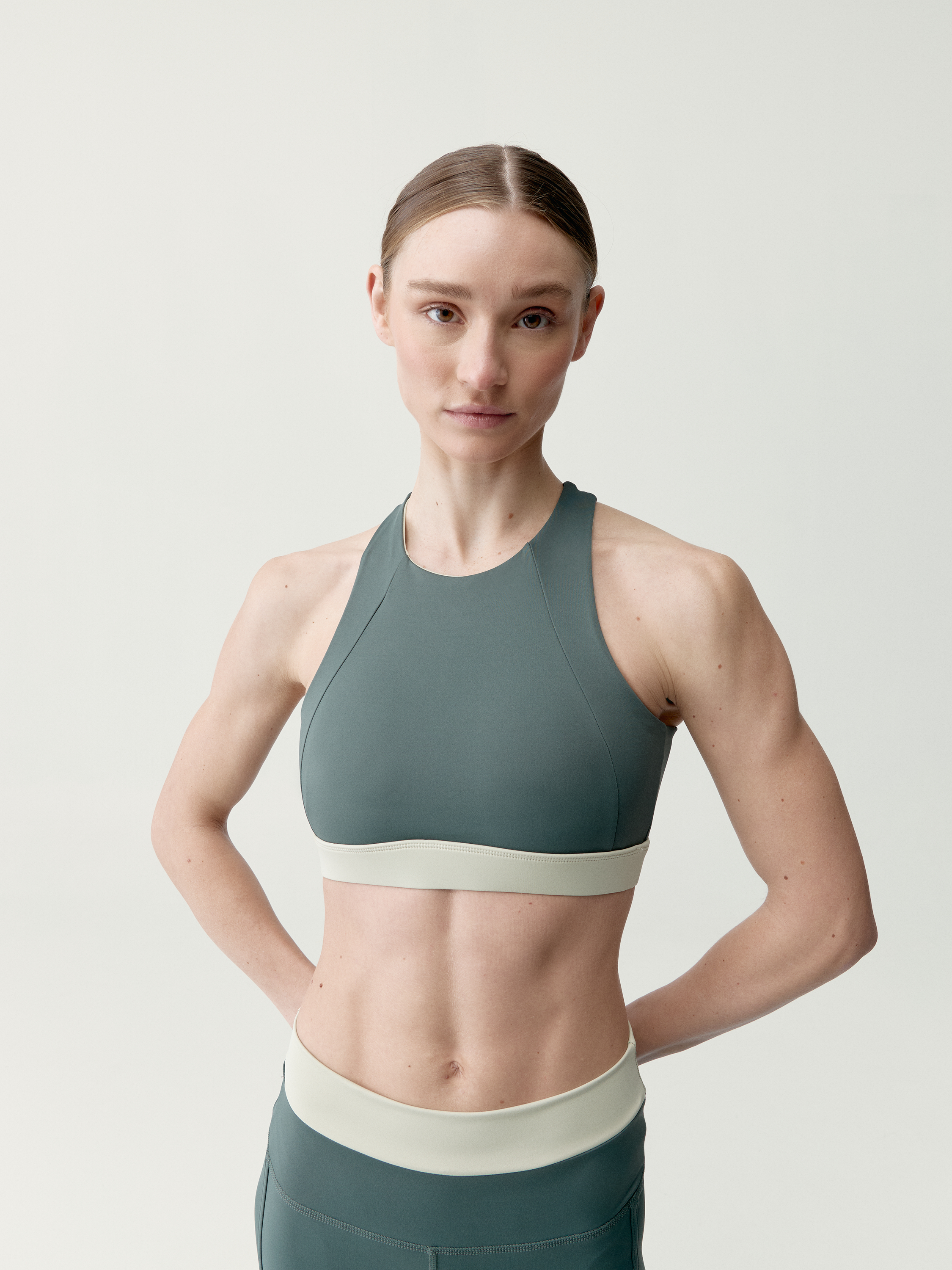 Brassière de sport femme Fiorella Réversible Maintien élevé séchage rapide, BORN
