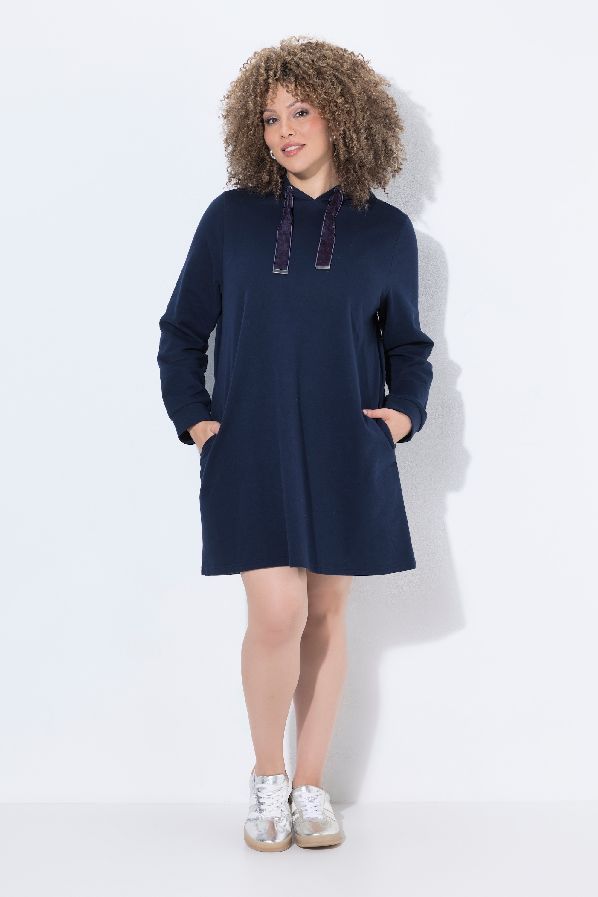 Robe en molleton à capuche, coupe évasée, ULLA POPKEN