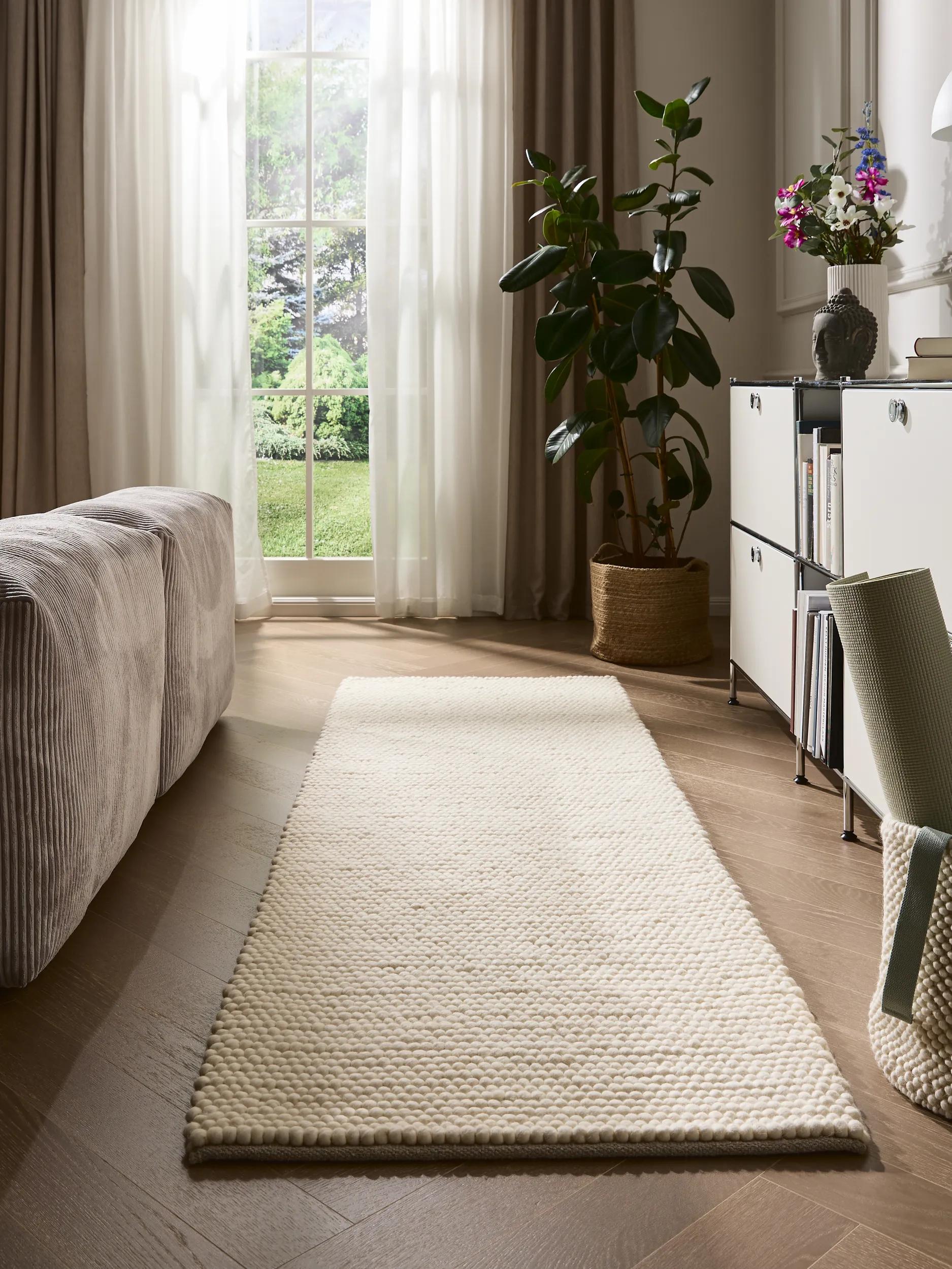 Tapis de couloir en laine tissé main BEADS, BENUTA