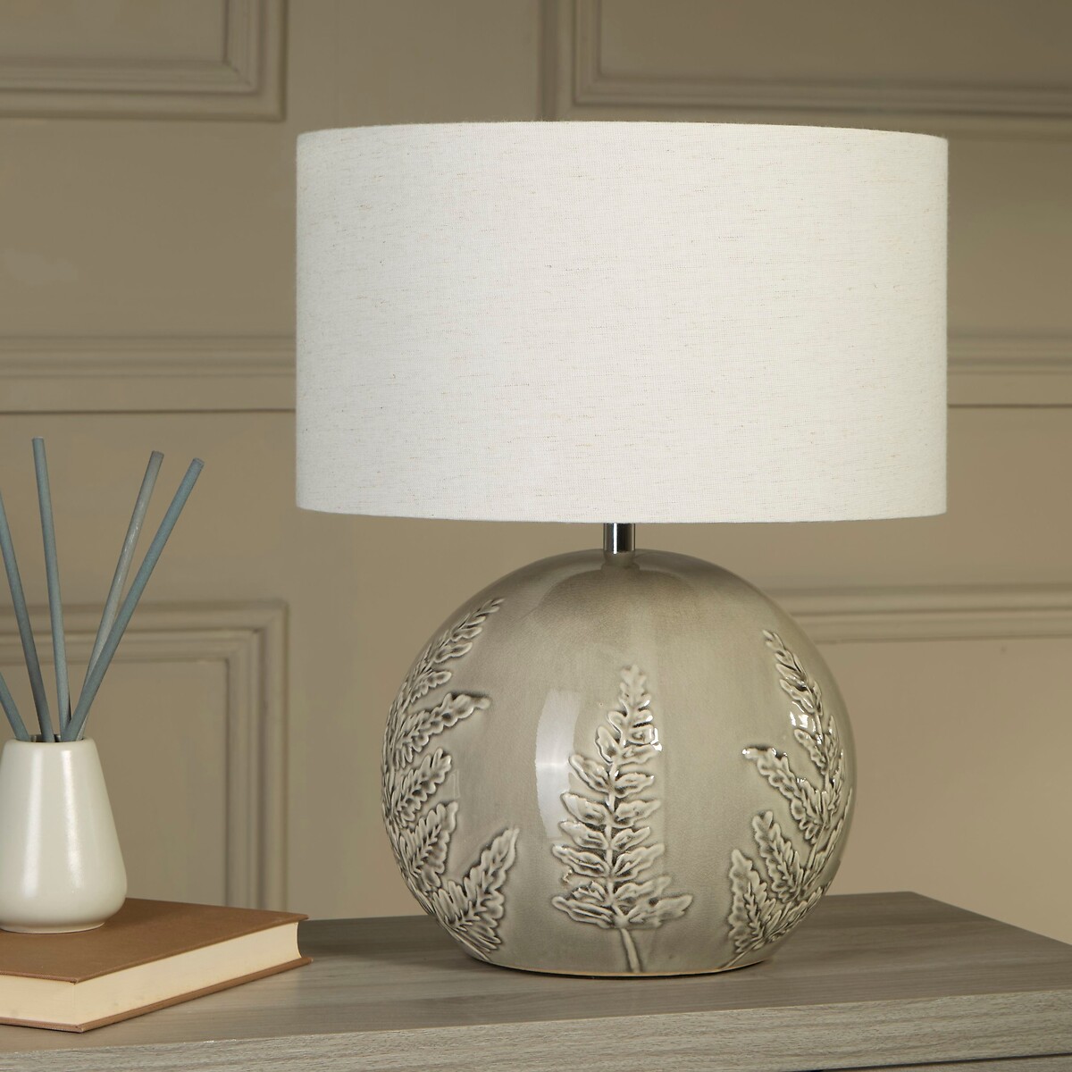 Florette Ceramic Table Lamp, ÉDITÉ