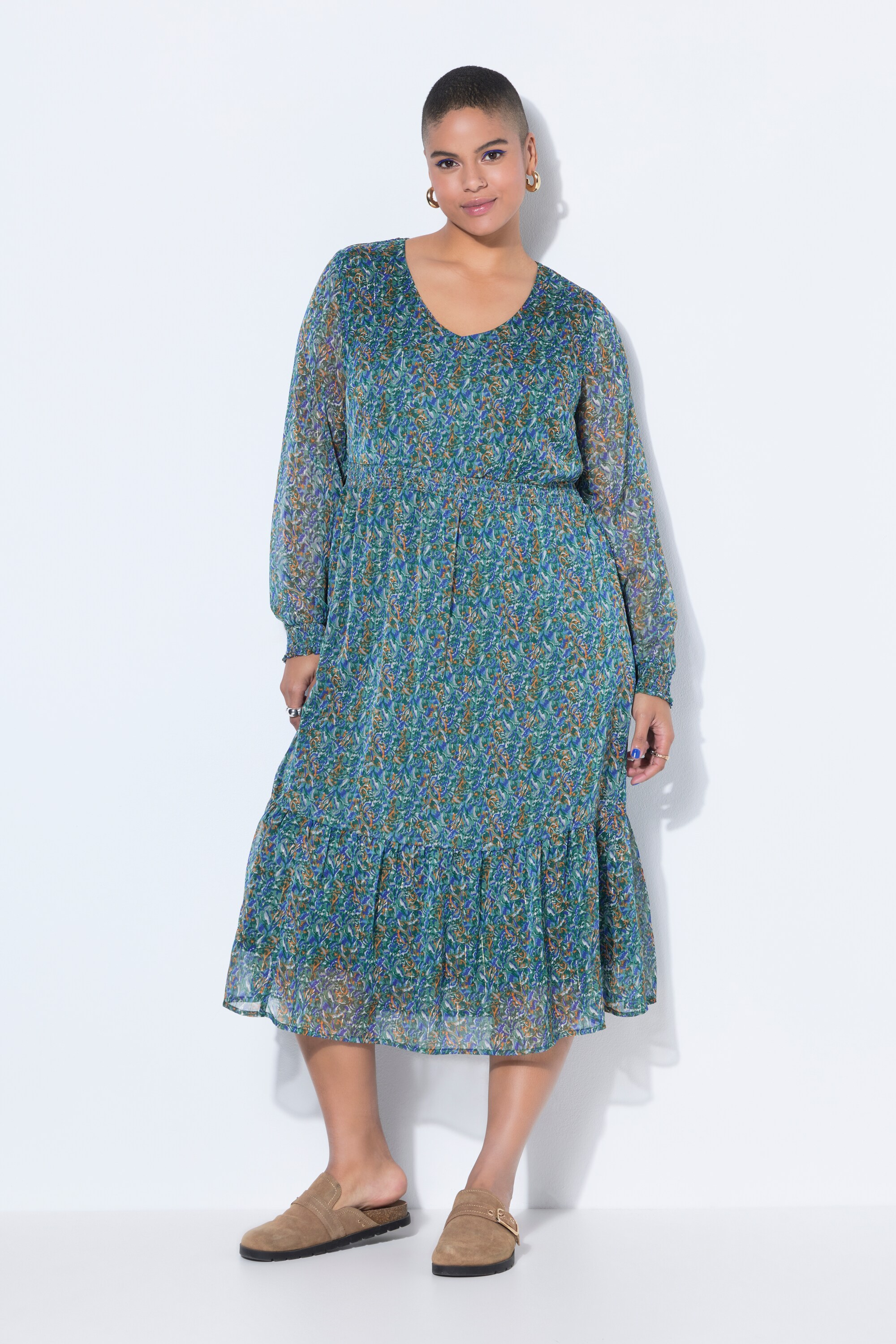 Robe maxi évasée agrémentée d'un imprimé, STUDIO UNTOLD